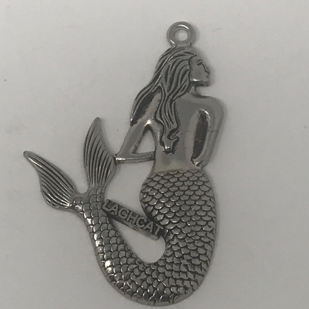 ❤️Laghcat Mermaid pendant